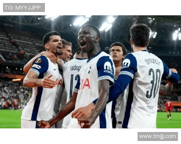 热刺友谊赛小胜曼联全场精彩瞬间回顾与数据分析