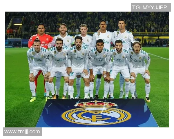 欧冠大战：那不勒斯狂胜皇马六比二乌龙球引爆全场激情瞬间